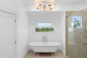 8963 Fishermens Bay Dr, Sarasota, FL 34231 - Photo 87