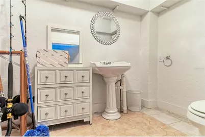 8963 Fishermens Bay Drive, Sarasota, FL 34231 - Photo 71