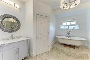 8963 Fishermens Bay Dr, Sarasota, FL 34231 - Photo 49