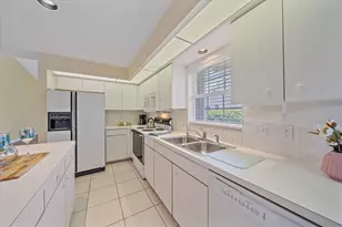 8382 Creekview Ln, Englewood, FL 34224 - Photo 27