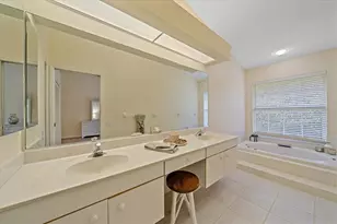 8382 Creekview Ln, Englewood, FL 34224 - Photo 19