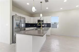 4759 11th Ave S, Saint Petersburg, FL 33711 - Photo 9