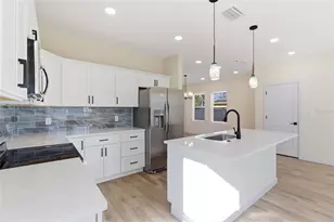 4755 11th Ave S, Saint Petersburg, FL 33711 - Photo 7