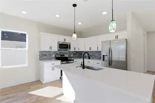 4755 11th Ave S, Saint Petersburg, FL 33711 - Photo 9
