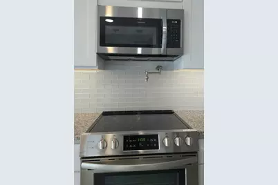 5207 86th Street Court W, Bradenton, FL 34210 - Photo 9