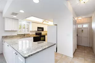 9412 Concord Cir, Bradenton, FL 34210 - Photo 5