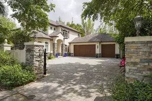 1725 Bonita Ct, Sarasota, FL 34239 - Photo 1