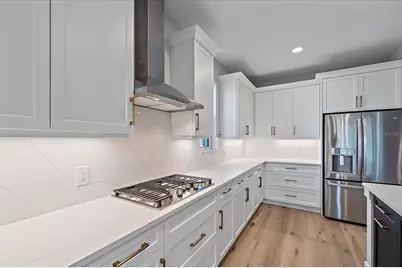 8387 Windbound Court, Sarasota, FL 34240 - Photo 7