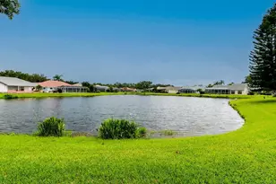 5897 Carriage Dr, Sarasota, FL 34243 - Photo 3