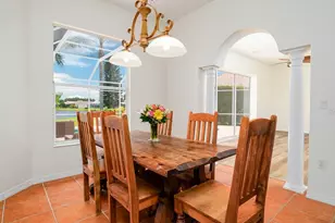 5897 Carriage Dr, Sarasota, FL 34243 - Photo 21