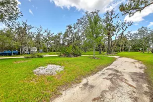 5192 Cabo Ct, Bradenton, FL 34208 - Photo 9