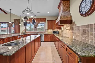 7025 Saddle Creek Cir, Sarasota, FL 34241 - Photo 27