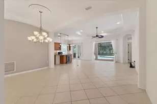 7236 Lismore Ct, Lakewood Ranch, FL 34202 - Photo 5