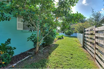 3605 Iroquois Avenue, Sarasota, FL 34234 - Photo 41