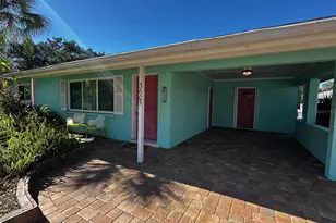 3605 Iroquois Ave, Sarasota, FL 34234 - Photo 5