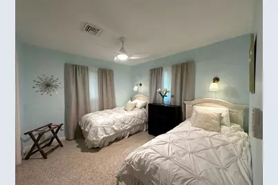 3605 Iroquois Avenue, Sarasota, FL 34234 - Photo 23