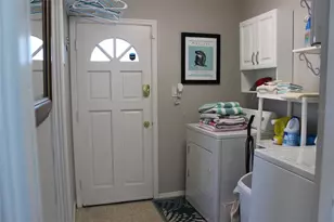 3605 Iroquois Ave, Sarasota, FL 34234 - Photo 29