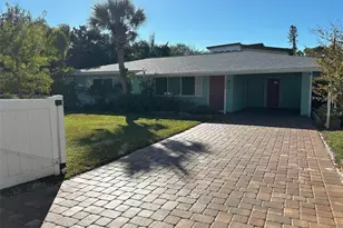 3605 Iroquois Ave, Sarasota, FL 34234 - Photo 1