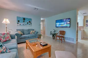 3605 Iroquois Ave, Sarasota, FL 34234 - Photo 7
