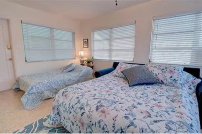 3605 Iroquois Avenue, Sarasota, FL 34234 - Photo 27