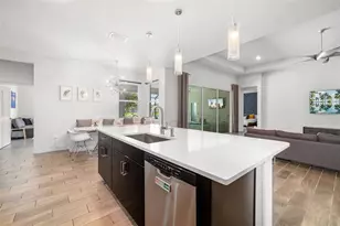 650 Rosemary Cir, Bradenton, FL 34212 - Photo 15