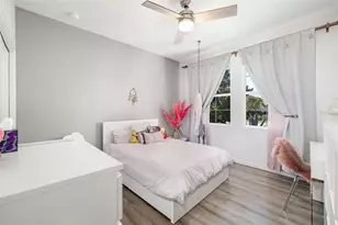 650 Rosemary Cir, Bradenton, FL 34212 - Photo 31