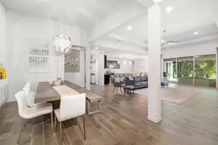 650 Rosemary Cir, Bradenton, FL 34212 - Photo 9