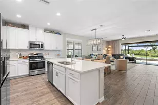 15316 Shady Palms Ln, Nokomis, FL 34275 - Photo 7