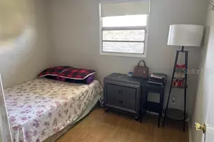 1506 S 78th Street S, Tampa, FL 33619 - Photo 5