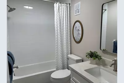 3703 39th Street W #11, Bradenton, FL 34205 - Photo 11