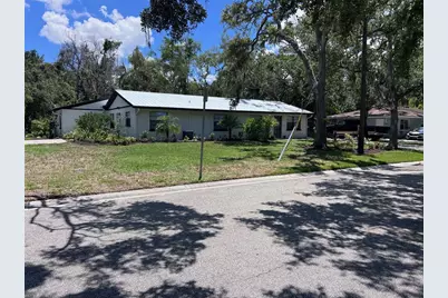 1840 3rd Avenue E, Bradenton, FL 34208 - Photo 1