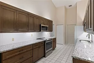 6755 Approach Rd, Sarasota, FL 34238 - Photo 7