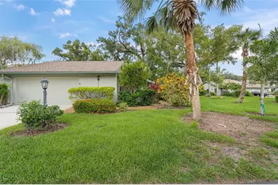 4637 Willow Wood Circle #44, Sarasota, FL 34241 - Photo 1