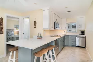 2310 Gulf Dr N, Bradenton Beach, FL 34217 - Photo 3