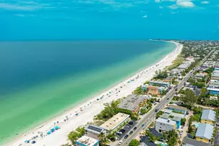 2310 Gulf Dr N, Bradenton Beach, FL 34217 - Photo 27