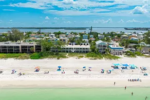 2310 Gulf Dr N, Bradenton Beach, FL 34217 - Photo 21