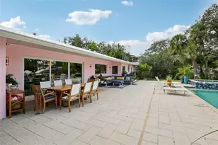 613 Buttonwood Dr, Longboat Key, FL 34228 - Photo 39