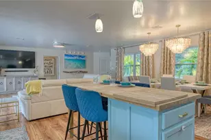 613 Buttonwood Dr, Longboat Key, FL 34228 - Photo 13