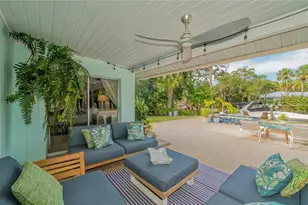 613 Buttonwood Dr, Longboat Key, FL 34228 - Photo 35