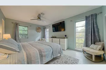 613 Buttonwood Drive, Longboat Key, FL 34228 - Photo 23