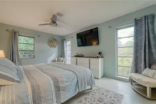 613 Buttonwood Dr, Longboat Key, FL 34228 - Photo 23