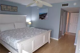 1801 Gulf Dr N, Bradenton Beach, FL 34217 - Photo 19