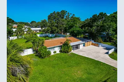 5948 Mirror Lake Road, Sarasota, FL 34238 - Photo 41