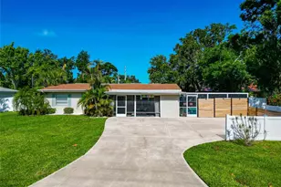 5948 Mirror Lake Rd, Sarasota, FL 34238 - Photo 1