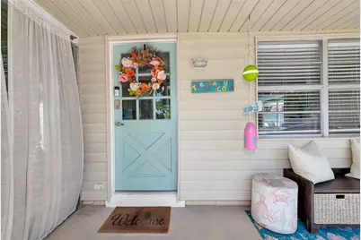 5948 Mirror Lake Road, Sarasota, FL 34238 - Photo 5