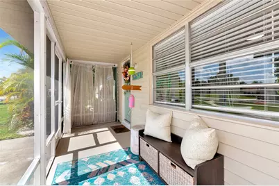 5948 Mirror Lake Road, Sarasota, FL 34238 - Photo 7