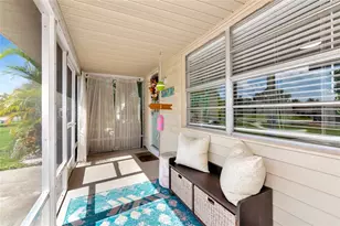 5948 Mirror Lake Rd, Sarasota, FL 34238 - Photo 7