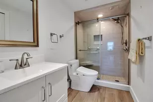 5740 Midnight Pass Rd, Sarasota, FL 34242 - Photo 31