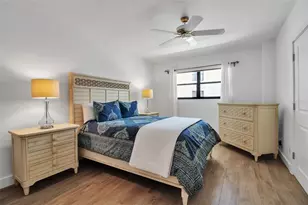 5740 Midnight Pass Rd, Sarasota, FL 34242 - Photo 33