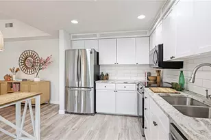 2383 Lakeside Mews, Sarasota, FL 34235 - Photo 11